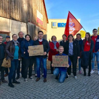 Zeichen setzen gegen Hass, gegen Hetze, gegen AfD auf der Gegendemo in Neunburg vorm Wald